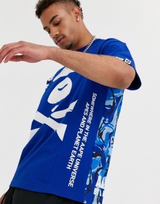 AAPE By A Bathing Ape - AAPE World - T-Shirt mit Logo und Military-Design hinten in Blau