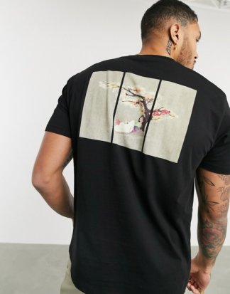 ASOS DESIGN - Disney Mulan - Legeres T-Shirt mit Druckmuster auf der Rückseite-Schwarz
