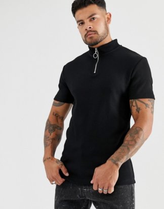 ASOS DESIGN - Enges, geripptes T-Shirt mit Stretch-Anteil, Stehkragen und Reißverschluss, in Schwarz