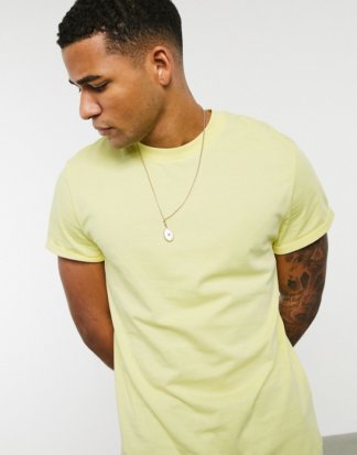 ASOS DESIGN - Gelbes T-Shirt mit Rundhalsausschnitt und gerollten Ärmeln