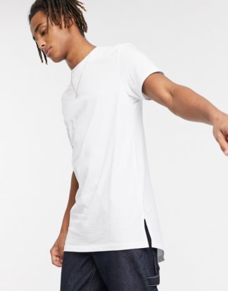 ASOS DESIGN - Langes, weißes T-Shirt mit Rundhalsausschnitt und Seitenschlitzen