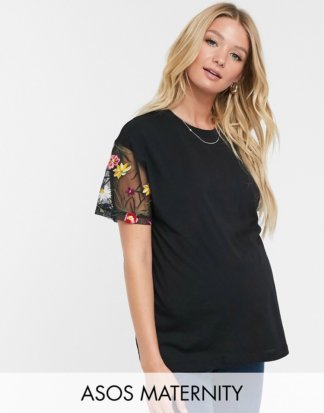 ASOS DESIGN Maternity - Doppellagiges Still-T-Shirt mit bestickten Ärmeln-Schwarz
