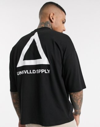 ASOS DESIGN - Oversize-T-Shirt mit Unrivalled Supply-Logo-Schwarz