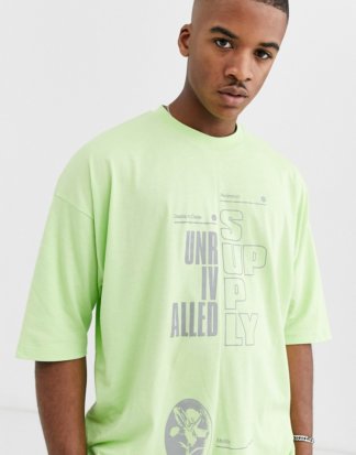 ASOS DESIGN - Oversize-T-Shirt mit reflektierendem Print-Grün