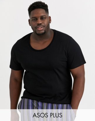 ASOS DESIGN Plus - T-Shirt mit U-Ausschnitt in Schwarz
