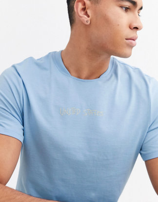 ASOS DESIGN Tall - Hellblaues T-Shirt aus Bio-Baumwolle mit Ausschnittdetail und City-Print