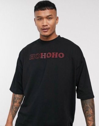 ASOS DESIGN - Weihnachten - Übergroßes, langes T-Shirt mit aufgeklebtem ,Ho Ho Ho' Text und abgestuftem Saum-Schwarz