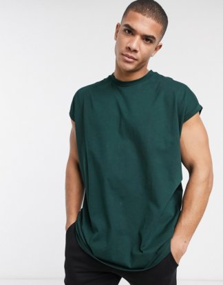 ASOS DESIGN - Übergroßes, langes T-Shirt mit Rundhalsausschnitt und Rollärmeln in Grün