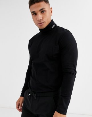 BOSS - Tchop - Langärmliges T-Shirt mit Rollkragen in Schwarz