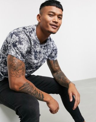 Bershka - T-Shirt mit Print in Blau und Weiß