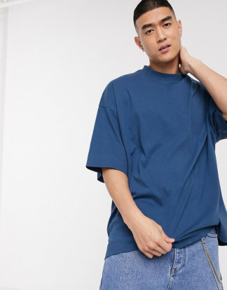 COLLUSION - Oversize-T-Shirt in Blau-Navy
