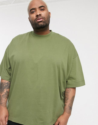 COLLUSION Plus - Oversize-T-Shirt in Khaki-Grün