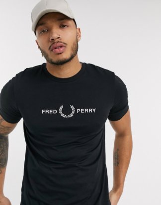 Fred Perry - Schwarzes T-Shirt mit aufgestickter Grafik