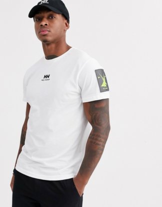 Helly Hansen - Yu - T-Shirt mit neonfarbenem Logo in Weiß