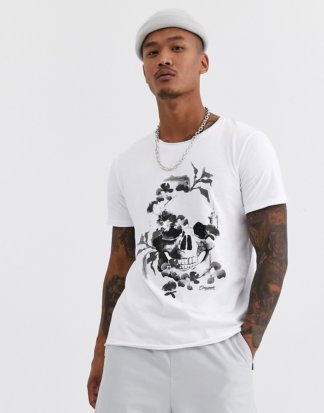 Jack & Jones - Originals - Lang geschnittenes T-Shirt in Weiß mit Totenkopfmotiv