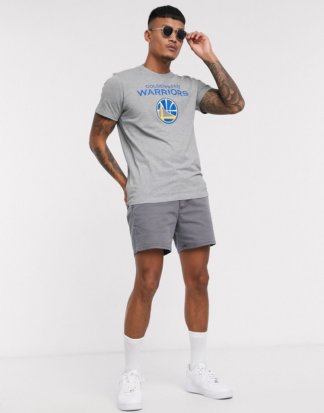 New Era - NBA Golden State Warriors - T-Shirt mit Logo in Grau
