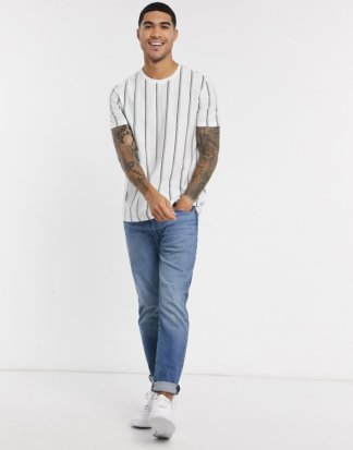 New Look - Weißes T-Shirt mit Längsstreifen