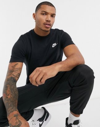 Nike Club - Futura - Schwarzes T-Shirt