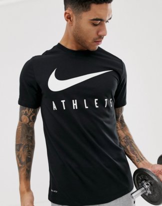 Nike Training - Dri-FIT Athlete - Schwarzes T-Shirt