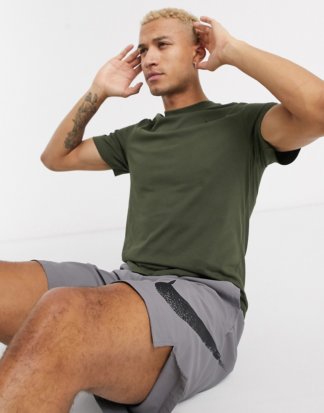 Nike Training - Dri-Fit - T-Shirt in Khaki mit kleinem Logo-Grün