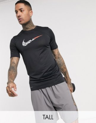 Nike Training Tall - Schwarzes T-Shirt mit Swoosh-Print