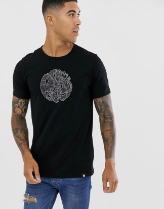 Pretty Green - Schwarzes T-Shirt mit Logoapplikation und Paisleymuster