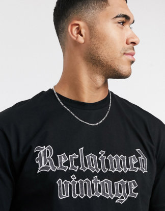Reclaimed Vintage - Inspired - Schwarzes Oversize-T-Shirt mit Logo