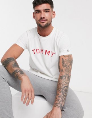 Tommy Hilfiger - Weißes Lounge-T-Shirt mit Logo
