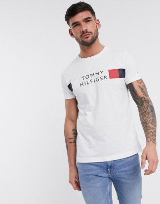 Tommy Hilfiger - Weißes T-Shirt mit Logostreifen auf der Brust