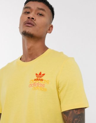 adidas Originals - Gelbes T-Shirt mit Logo mit Slittereffekt