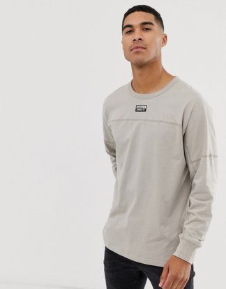 adidas Originals - Vocal - Langärmliges Shirt mit Logo in der Mitte-Mehrfarbig