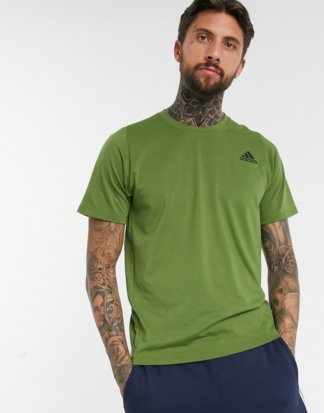 adidas Training - T-Shirt in Olivgrün