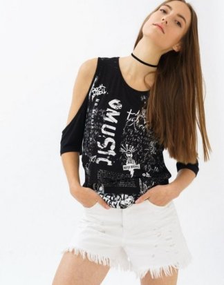 trueprodigy T-Shirt "Kristin" mit Cut-Outs und Frontprint